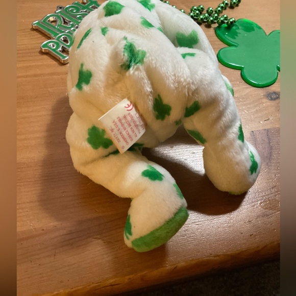 St. Patrick’s Day beads, Mardi Gras long beads and Clover Ty Beanie baby bundle - Picture 6 of 8
